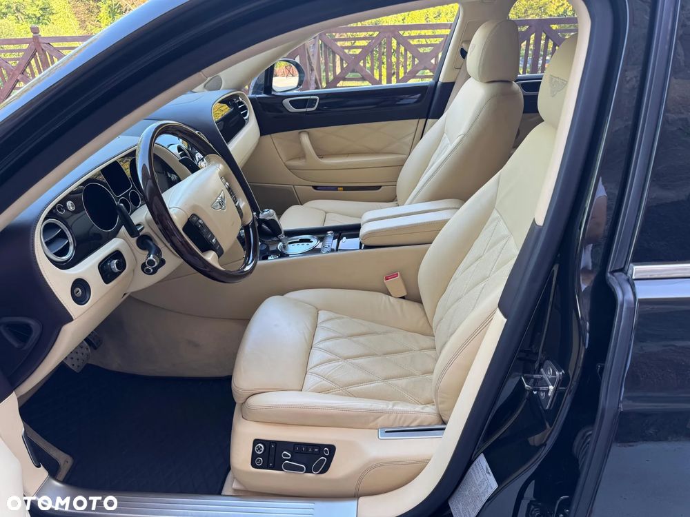 Bentley Flying Spur - 15