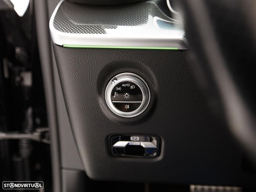 Mercedes-Benz C 300 d AMG Line - 21