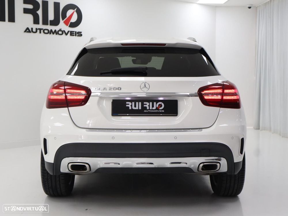 Mercedes-Benz GLA 200 AMG Line Aut. - 28