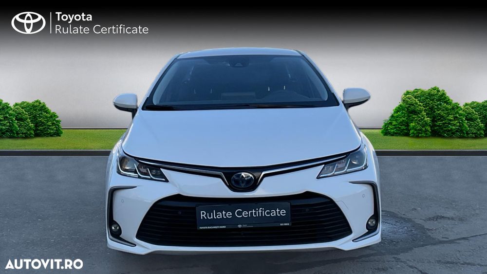 Toyota Corolla Sedan 1.8 HSD Business - 3