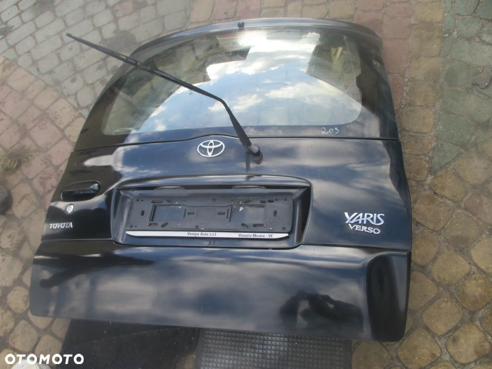 klapa Toyota Yaris Verso 209 bez rdzy - 1