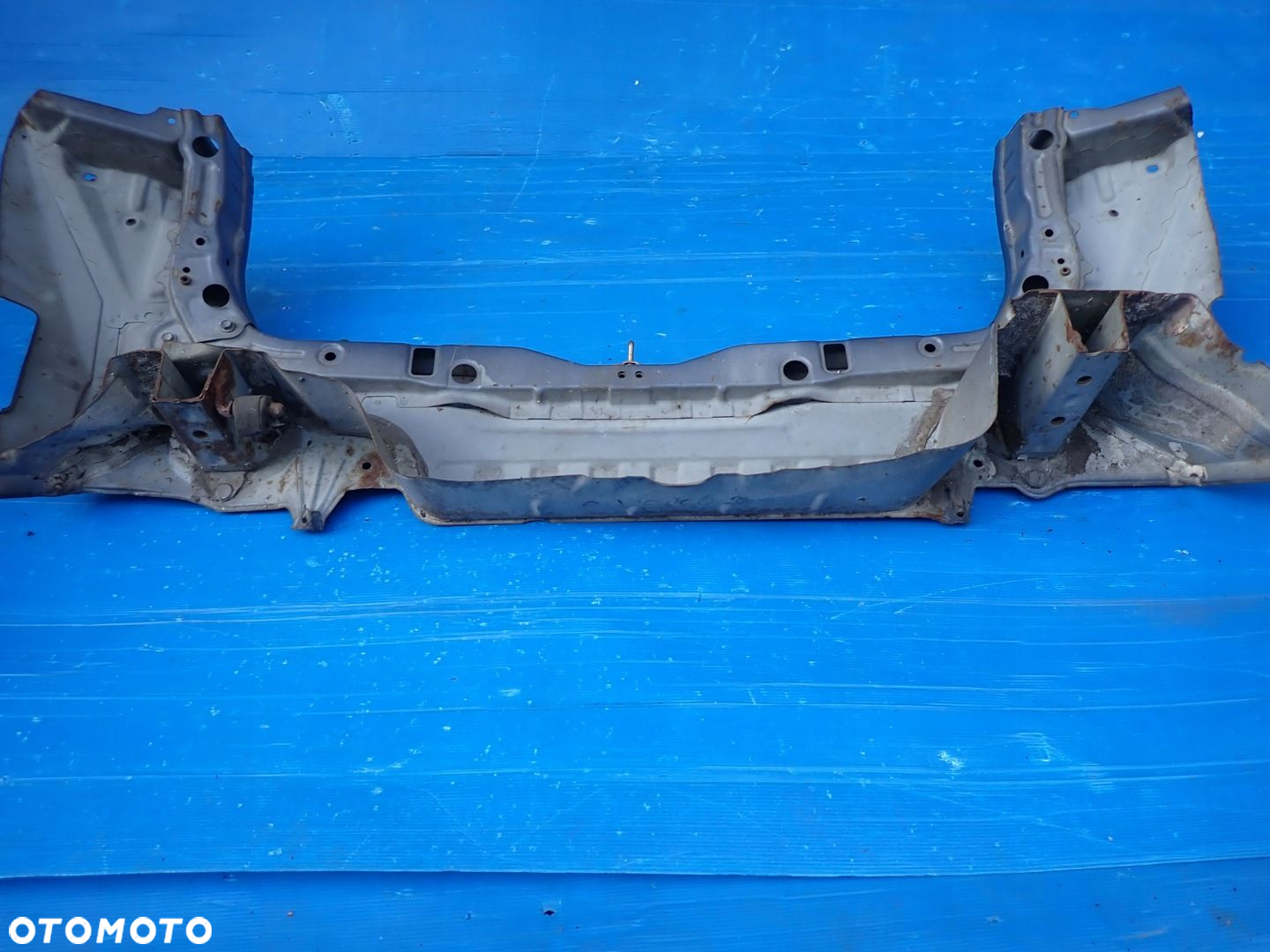 TOYOTA COROLLA VERSO 01-03 PAS TYLNY - 7