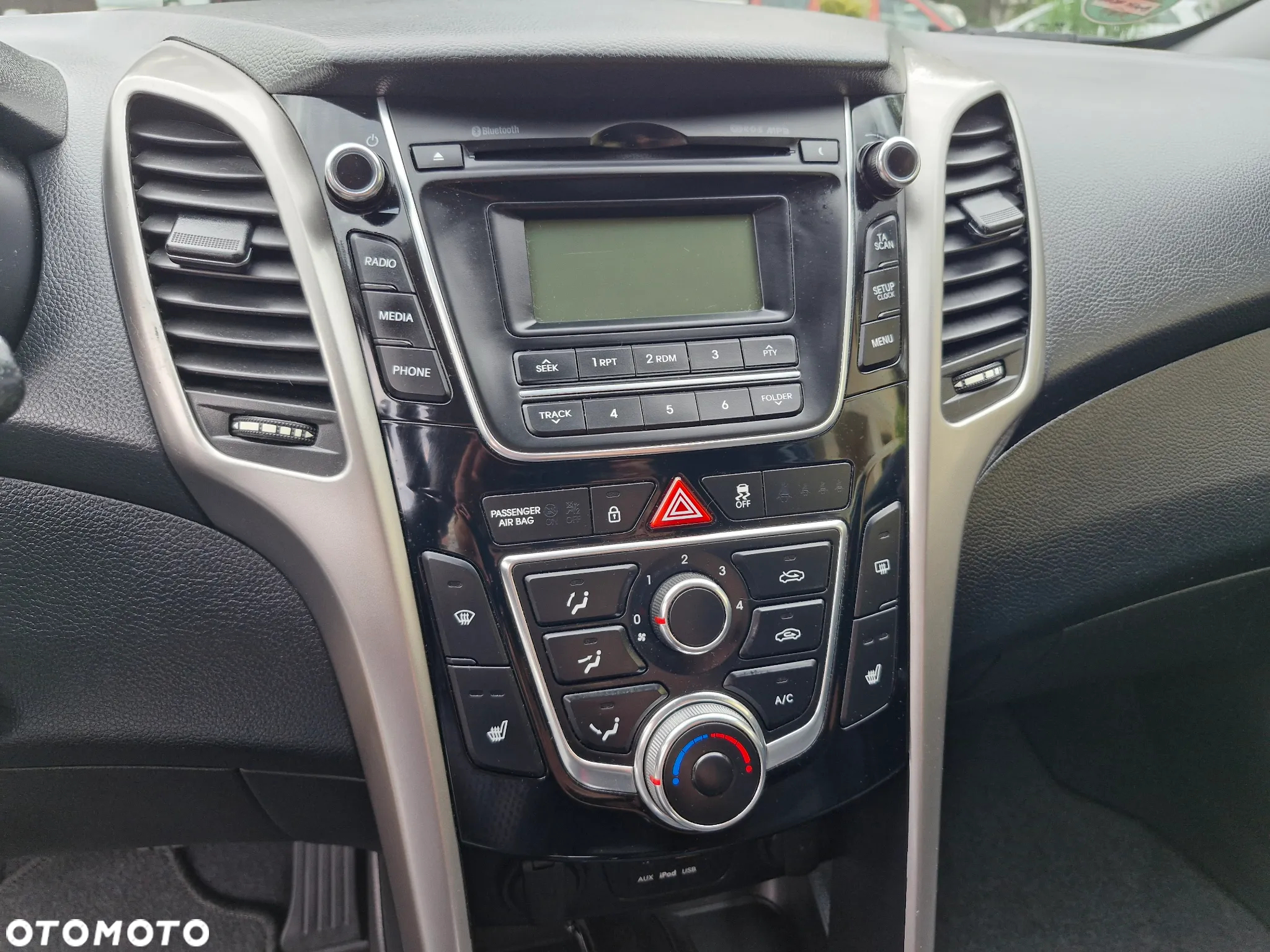 Hyundai i30 1.4 Fifa World Cup Edition - 11