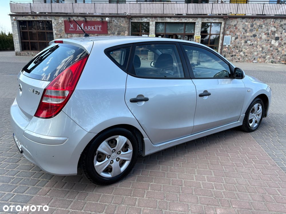 Hyundai i30 1.4 Base EU5 - 4