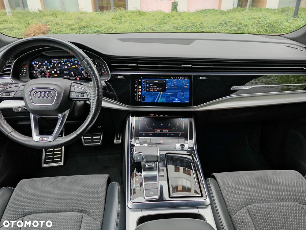 Audi Q8 - 21