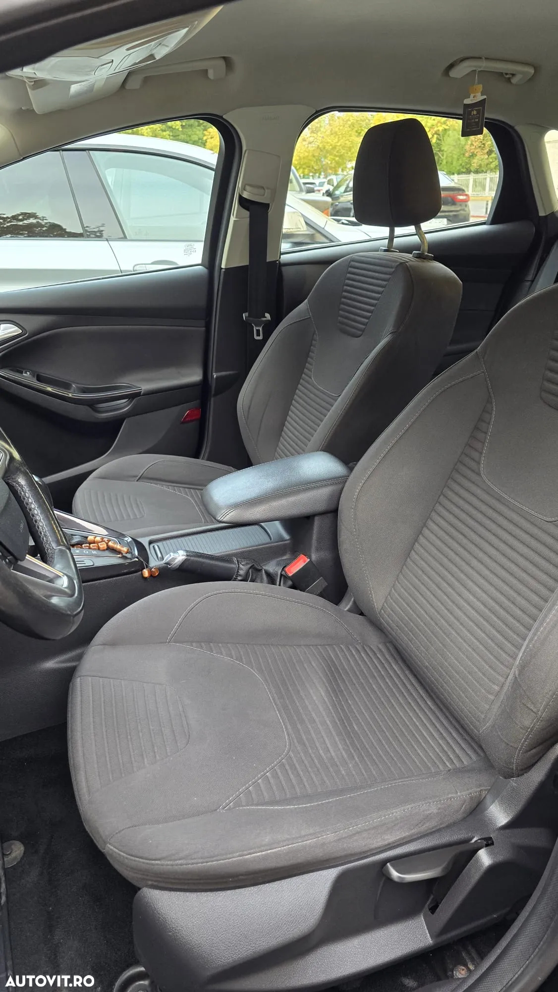 Ford Focus - 12