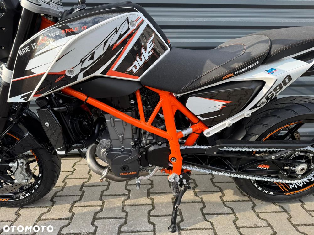 KTM Duke - 17