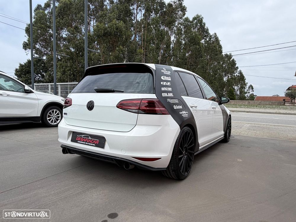 VW Golf 2.0 TSi GTi DSG Performance - 12