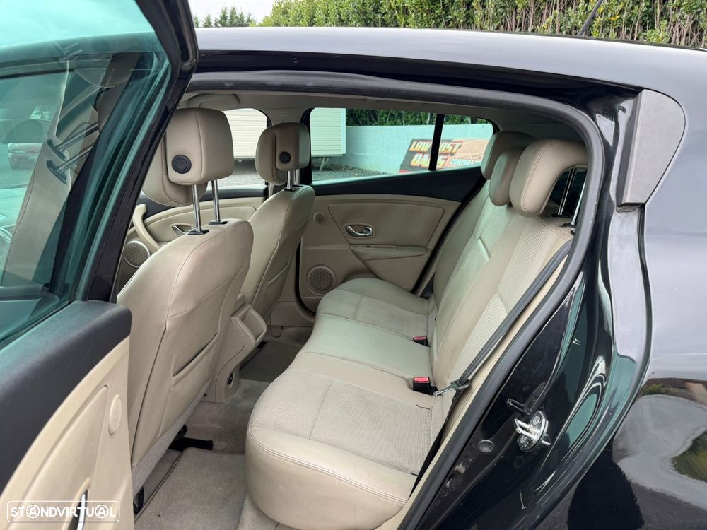 Renault Mégane 1.5 dCi Comfort SS - 28