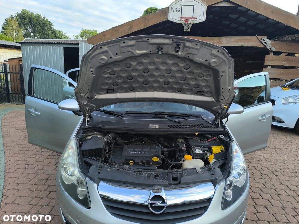 Opel Corsa 1.4 16V Edition 111 Jahre - 11