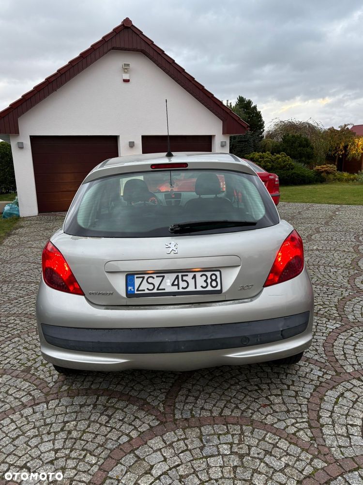 Peugeot 207 1.4 Trendy - 9