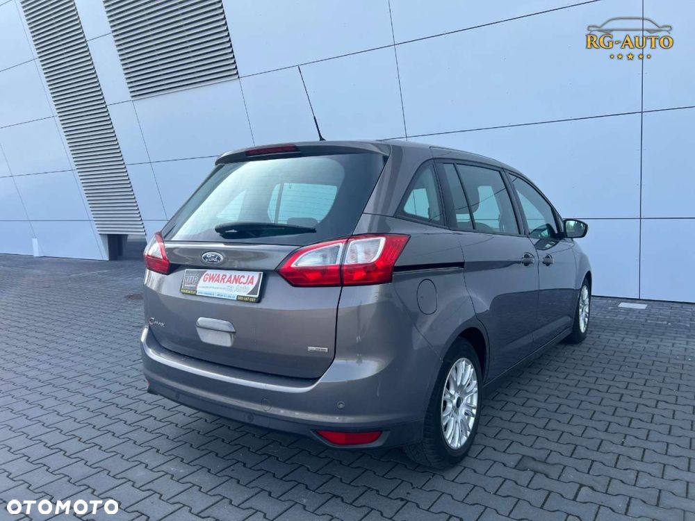 Ford Grand C-MAX - 8