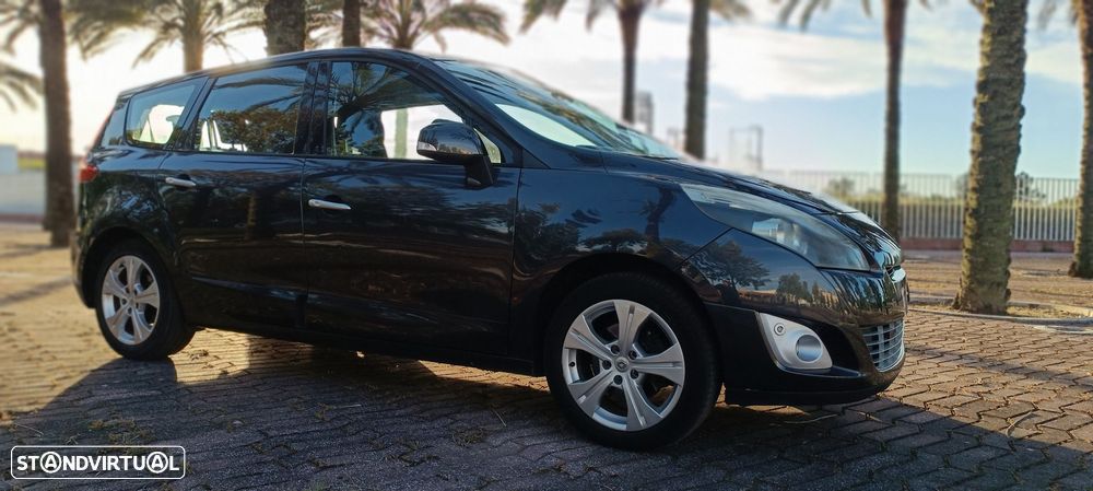 Renault Grand Scénic - 5