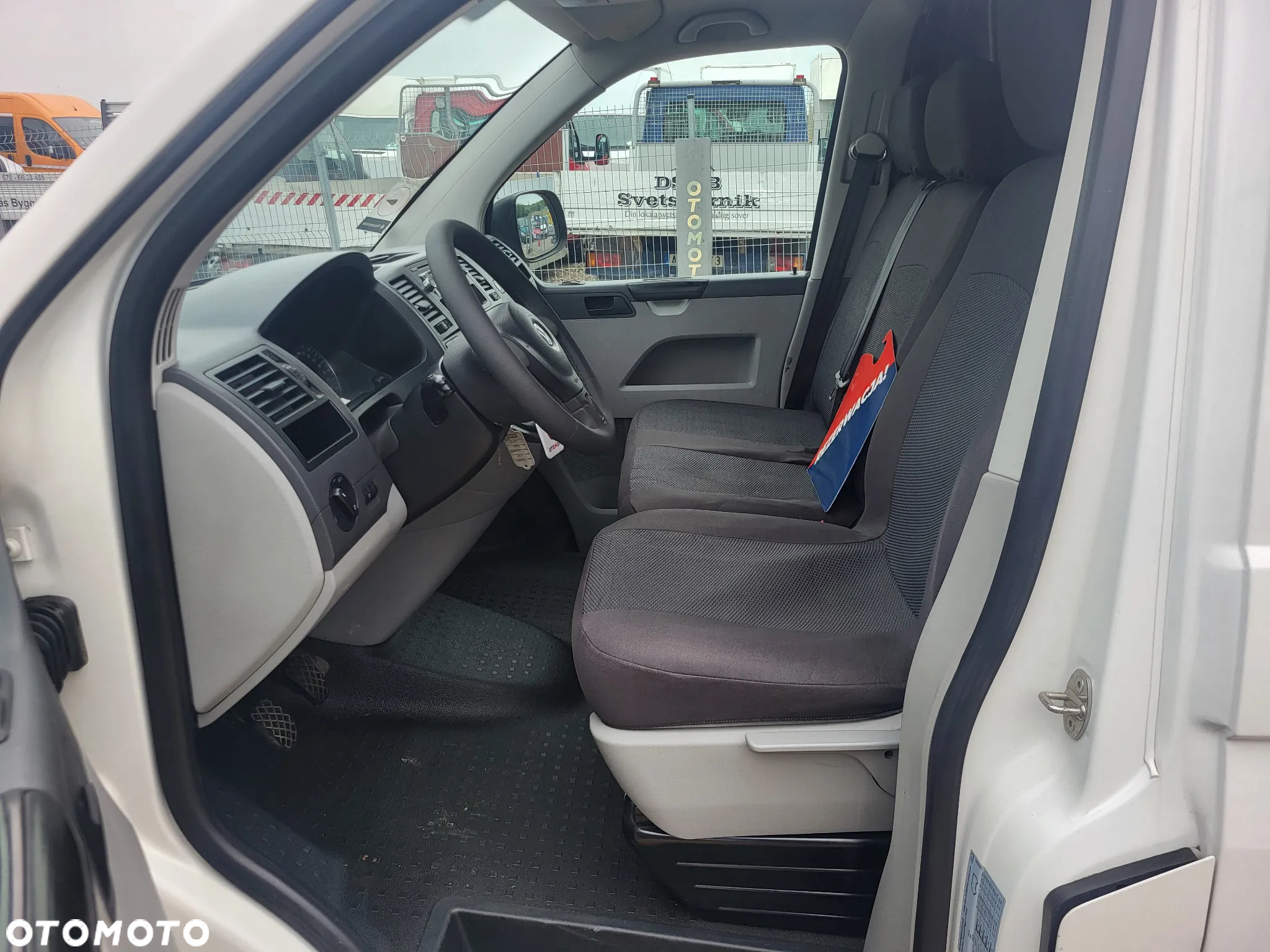 Volkswagen Transporter - 19
