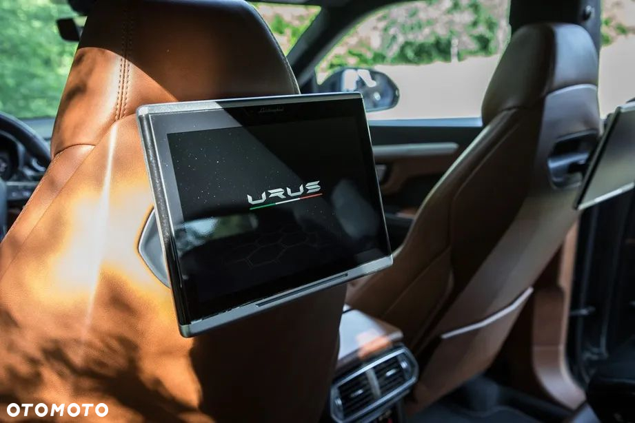 Lamborghini Urus - 19