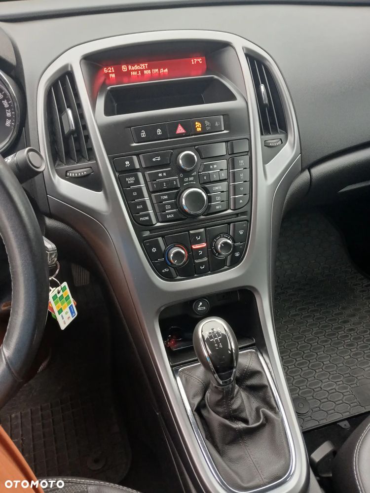 Opel Astra ver-1-6-active - 2