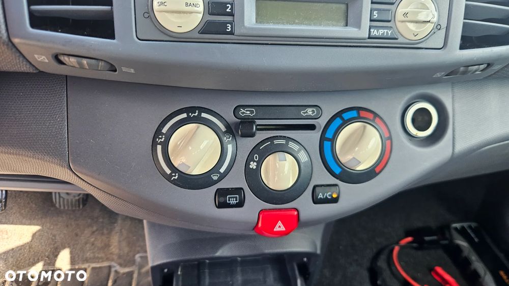 Nissan Micra 1.2 Visia - 12
