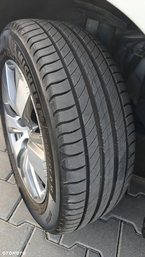 Peugeot 2008 82 e-VTI ETG5 Allure - 17