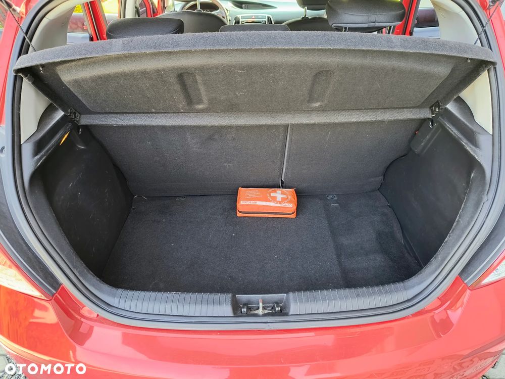 Hyundai i20 1.25 Comfort - 9