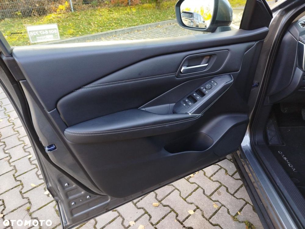 Nissan Qashqai 1.3 DIG-T mHEV N-Connecta Xtronic - 9