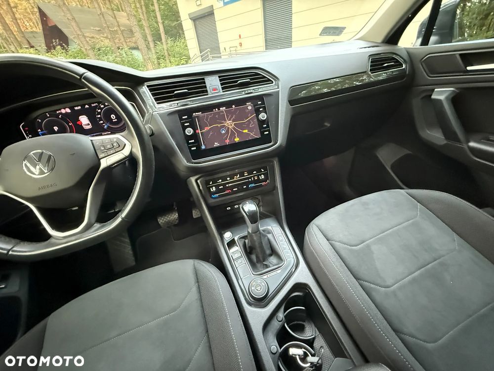 Volkswagen Tiguan 2.0 TDI SCR 4Mot Elegance DSG - 22