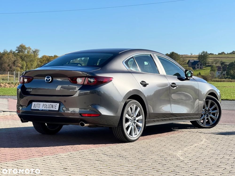 Mazda 3 2024 photo 3