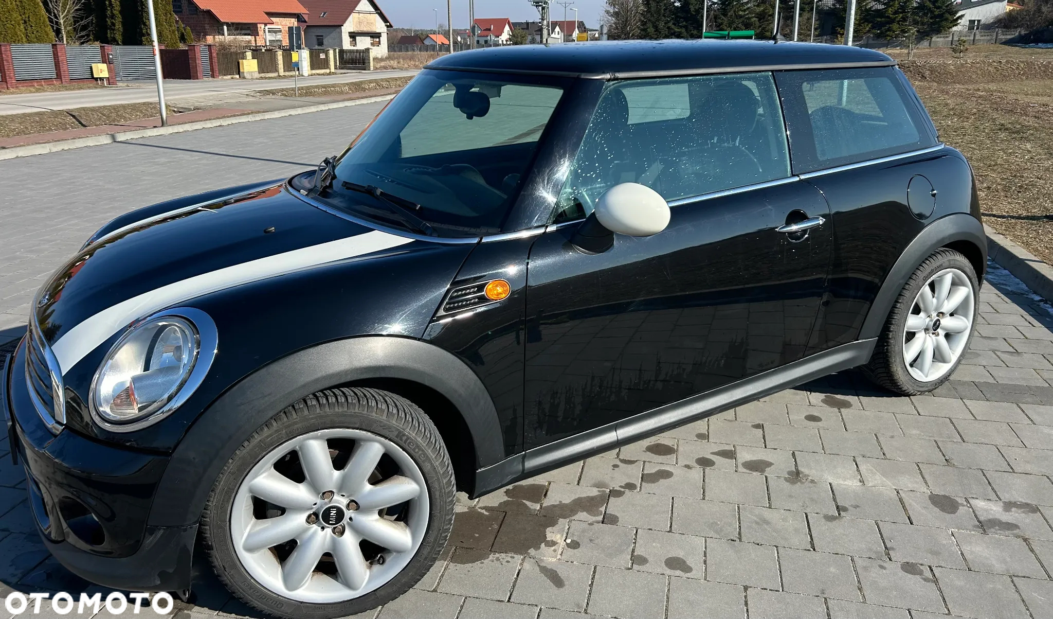 MINI ONE D - 8