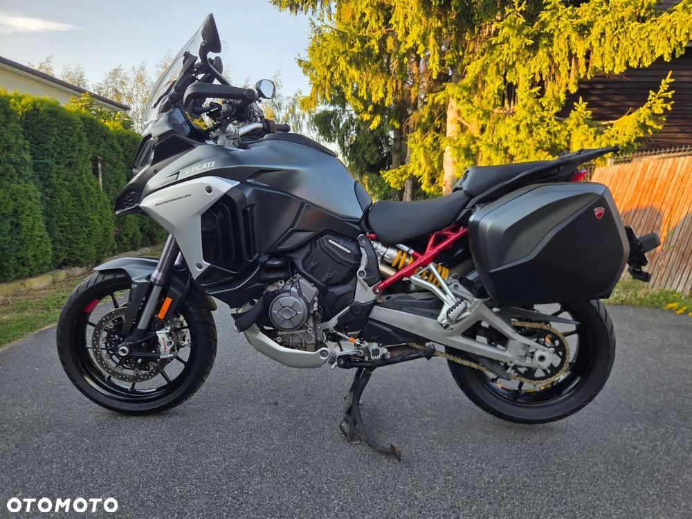 Ducati Multistrada - 11