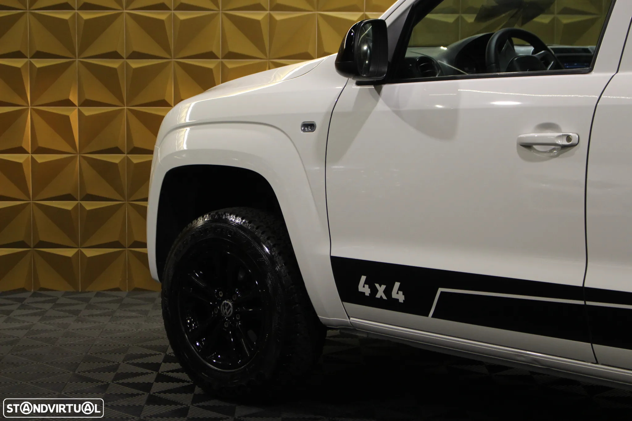 VW Amarok 2.0 TDi CD Extra AC Plus CM 4Motion - 16