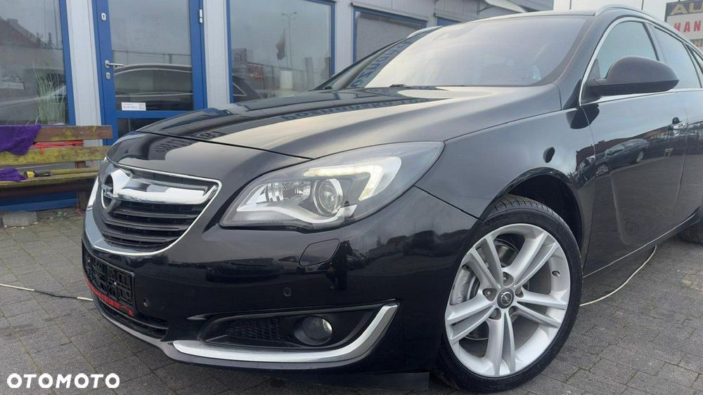 Opel Insignia - 1