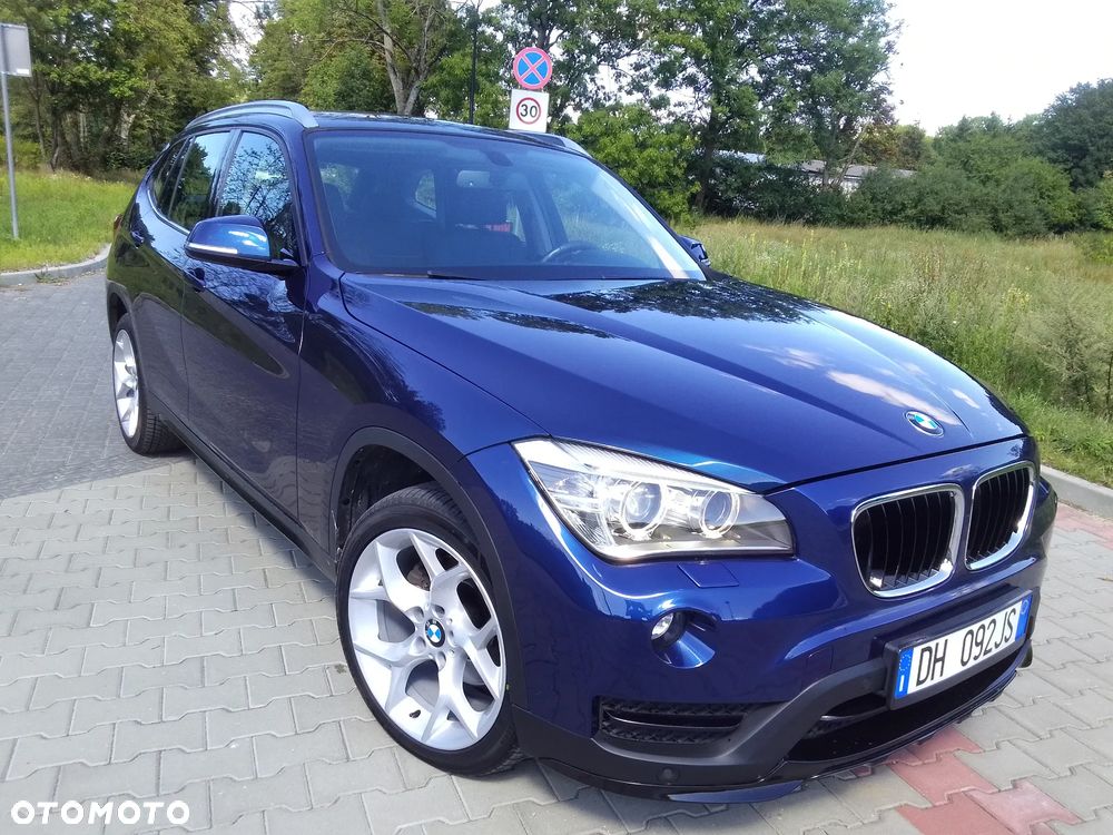 BMW X1 xDrive20d Sport Line - 1