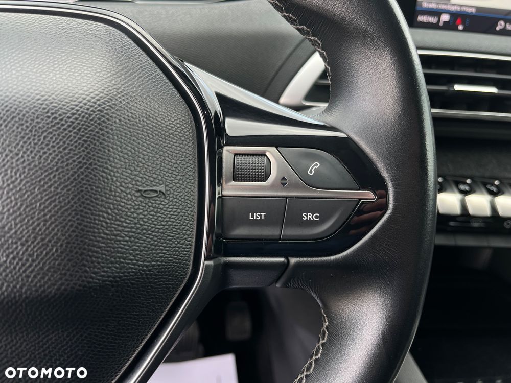 Peugeot 3008 PureTech 130 Stop & Start GPF Allure Business-Paket - 12