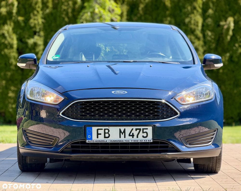 Ford Focus 1.6 Ambiente Start - 10