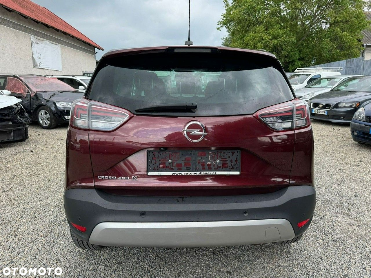 Opel Crossland X 1.2 T Design Line S&S - 8