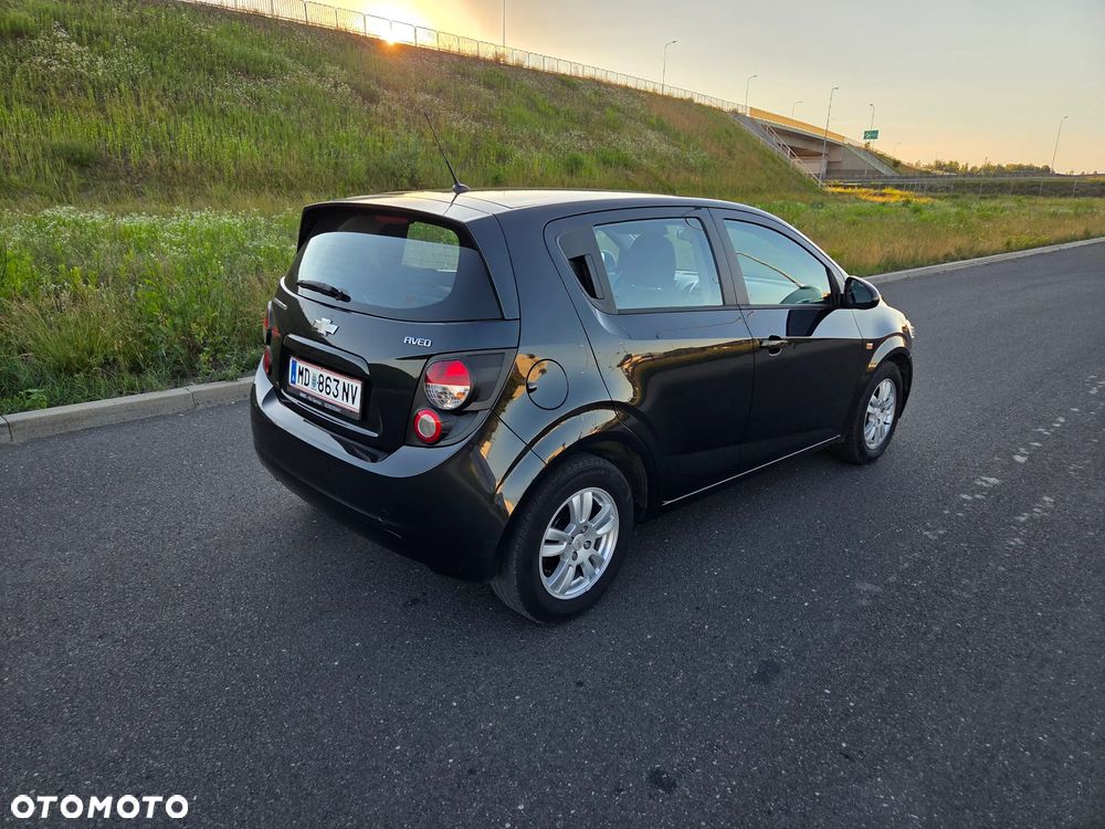Chevrolet Aveo 1.2 LT - 5