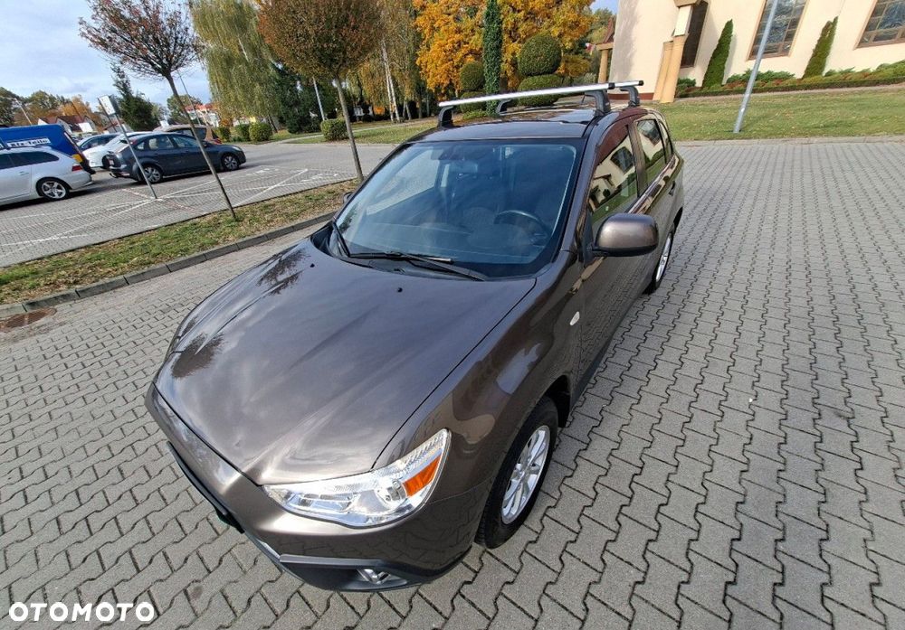 Mitsubishi ASX - 4