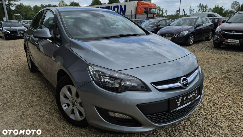 Opel Astra 1.4 Turbo Selection - 2