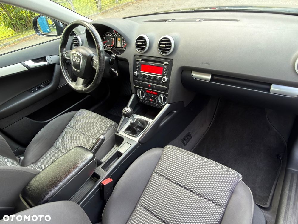 Audi A3 Sportback 1.4 TFSI Attraction - 12