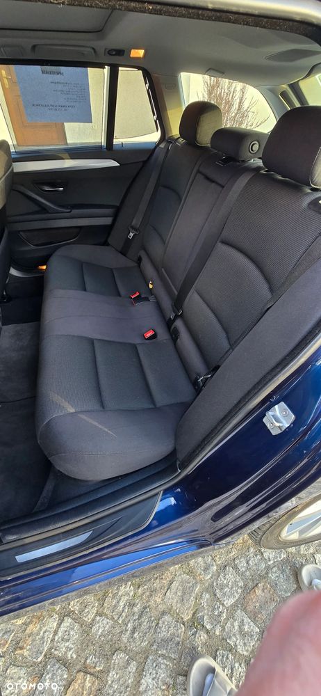 BMW Seria 5 525d - 4