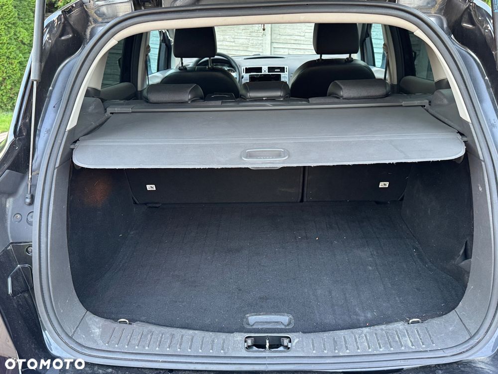Ford Kuga - 27