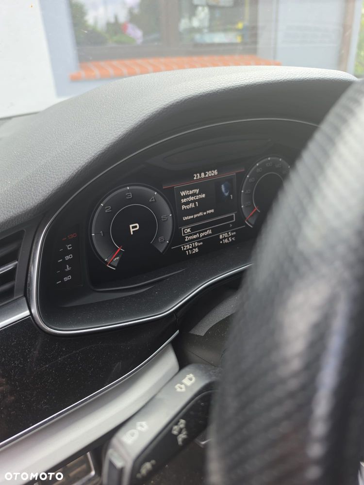Audi Q7 - 12