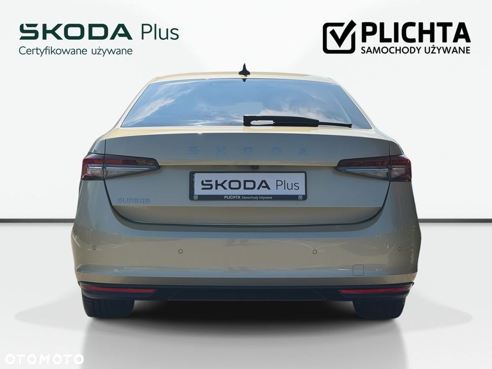 Skoda Superb 2.0 TDI SCR Selection DSG - 8