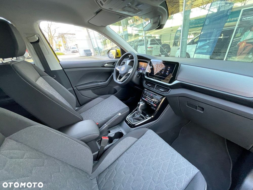 Volkswagen T-Cross - 14