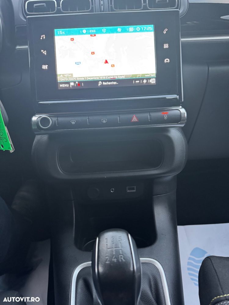 Citroën C3 1.2 PureTech S&S BVM6 Shine - 29