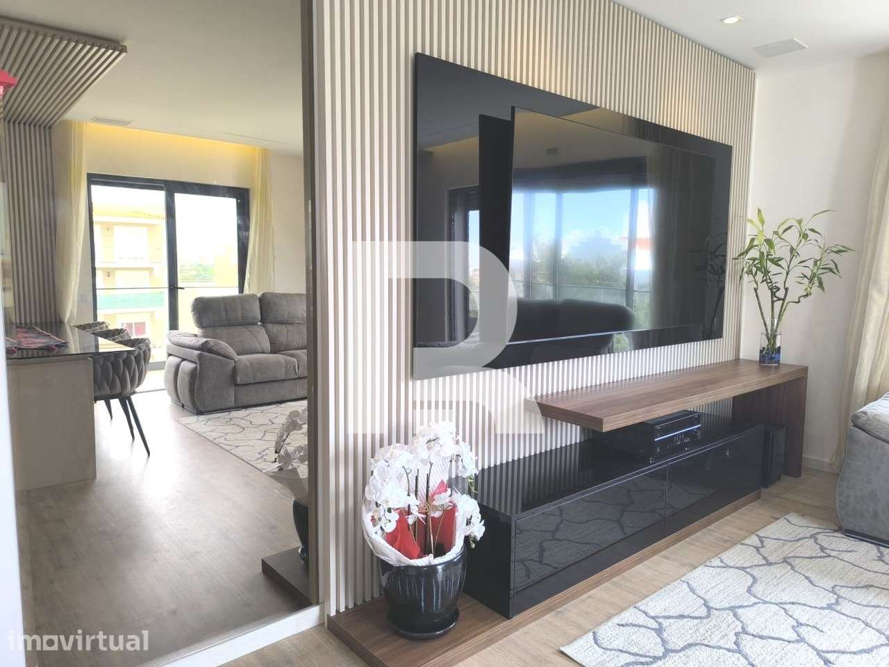Apartamento T4 semi novo em Portimao - Grande imagem: 4/41