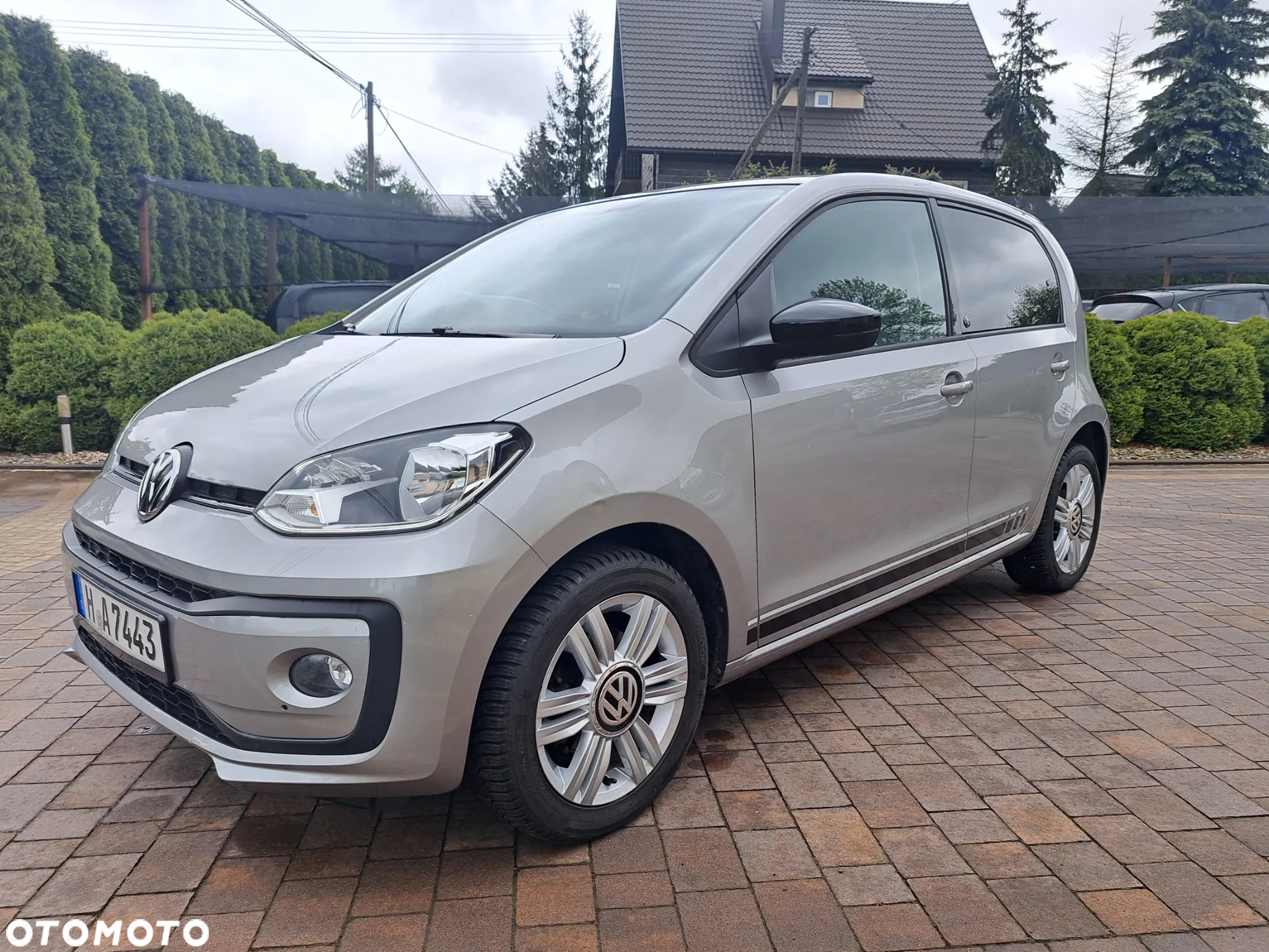 Volkswagen up! (BlueMotion Technology) beats - 26