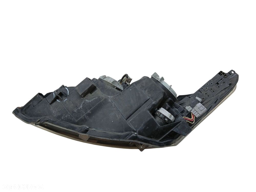LAMPA PRAWY PRZÓD TOYOTA AVENSIS T27 LIFT (2012-2015) 1.8 VALVEMATIC 147KM 10000-17685 - 4