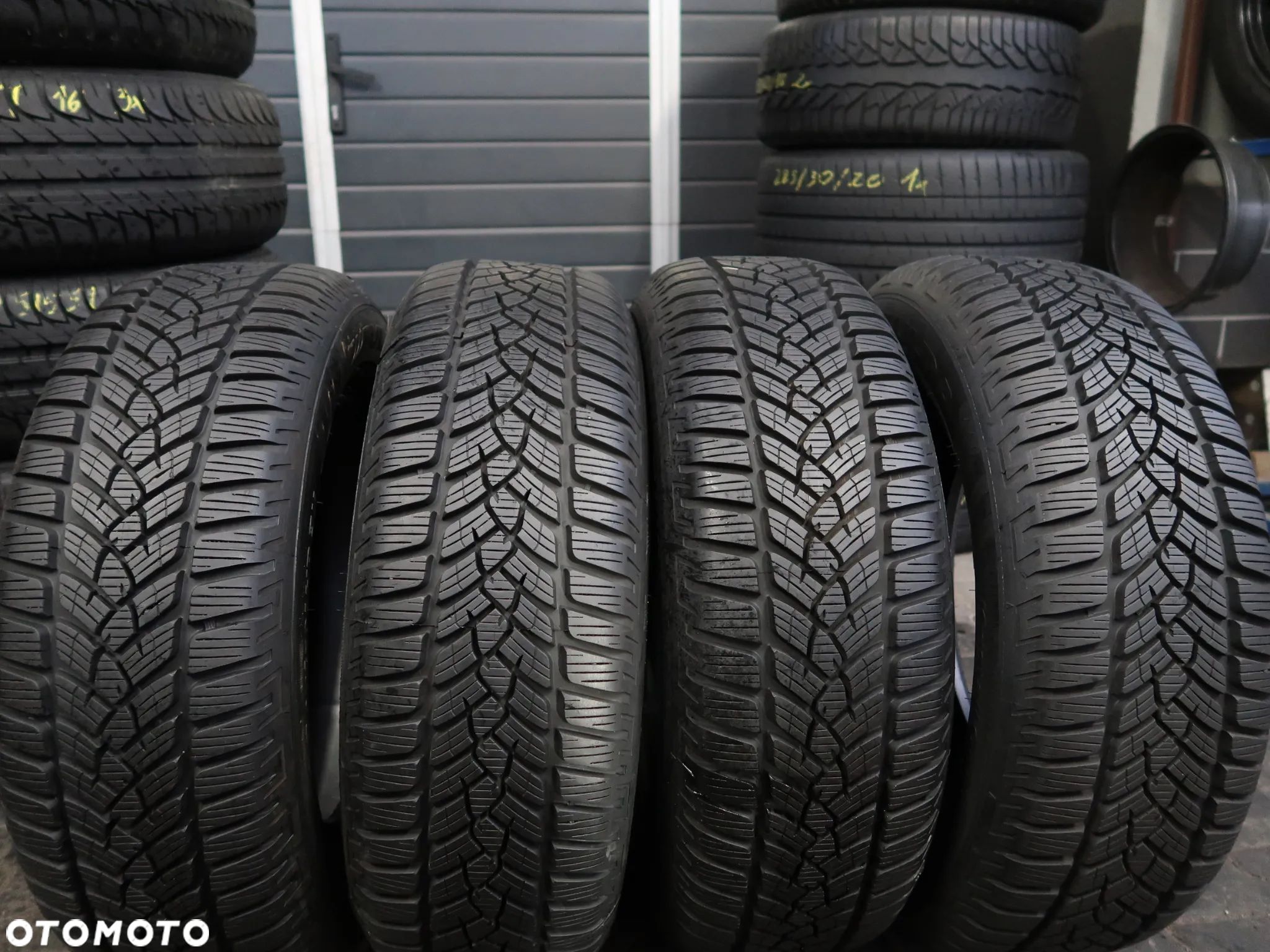 Komplet opon Fulda Kristal Control HP2 215/65R16 98H - 1