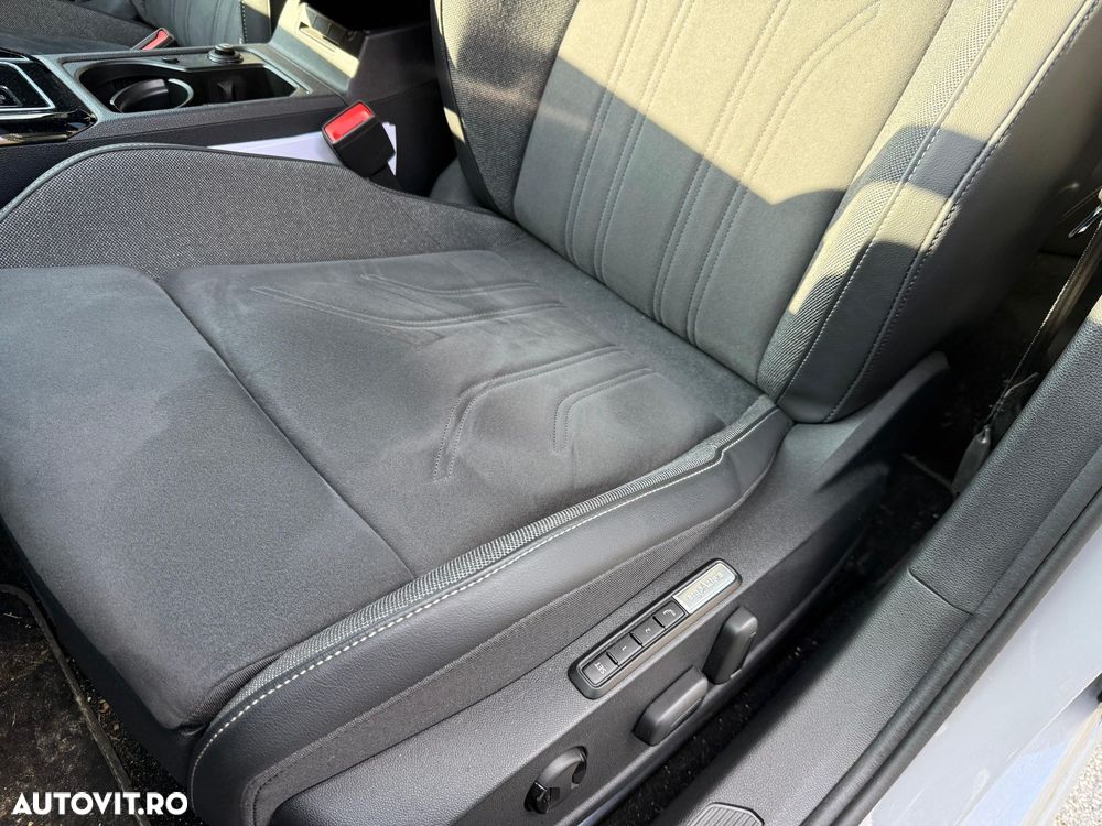 Volkswagen Golf 2.0 TDI 150CP DSG Style - 6