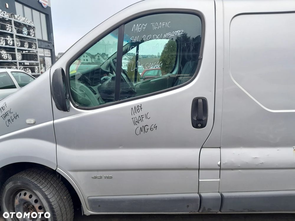 RENAULT TRAFIC LIFT DRZWI LEWE PRZEDNIE LEWY PRZÓD KOLOR: CMG64 - 1